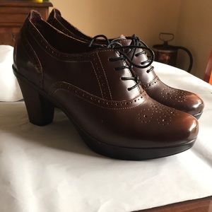 Danita Bliss Betsey Pump